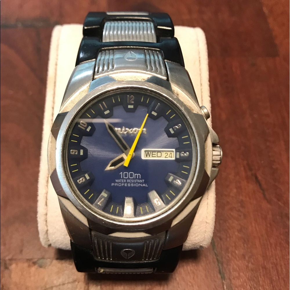 Nixon Rover watch